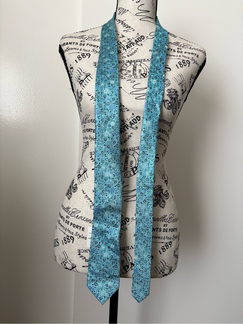 Bar III Aqua Floral Skinny Tie with Navy Accents